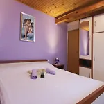 Feriehus Awesome In *